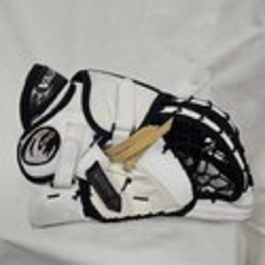 Vaughn 7300 Velocity 3 Goalie Catch Glove - Intermediate
