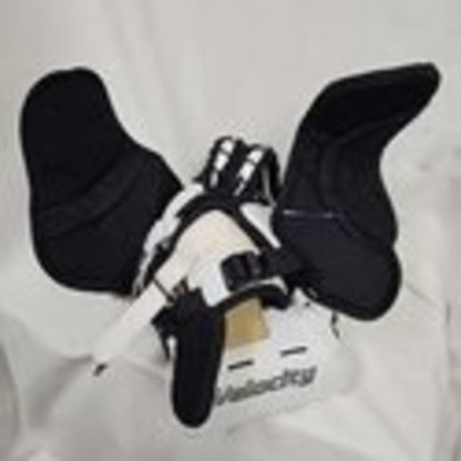 Vaughn 7300 Velocity 3 Goalie Catch Glove - Intermediate