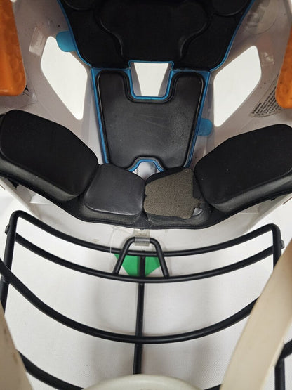 Schutt Stallion 500 Lacrosse Helmet White Size Senior Large Preowned