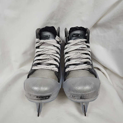 Nike Bauer Vapor XIX Junior Goalie Skates, Size 4.5