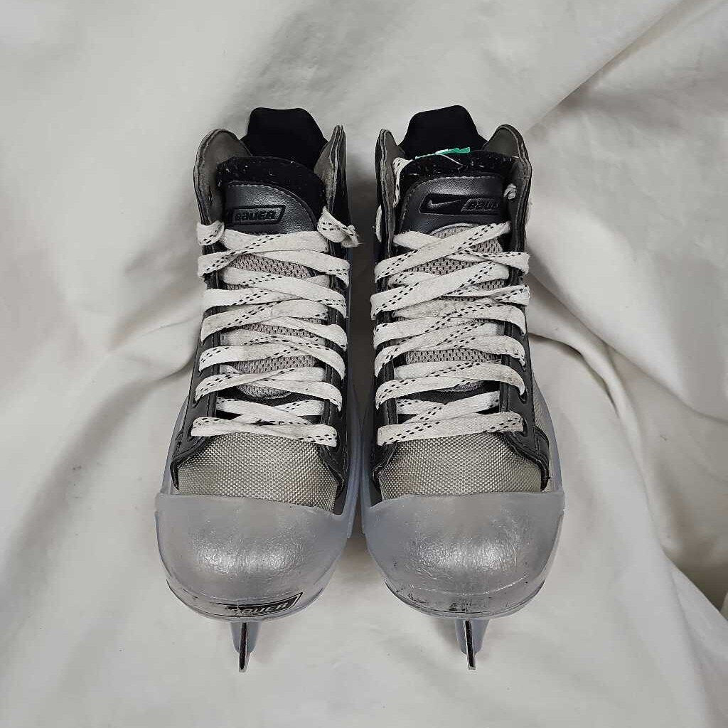 Nike Bauer Vapor XIX Junior Goalie Skates, Size 4.5