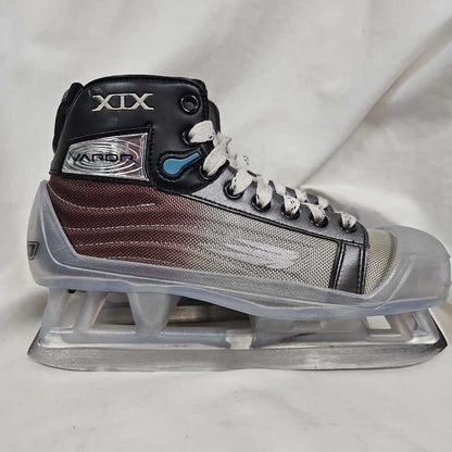 Nike Bauer Vapor XIX Junior Goalie Sates, Size 4.5