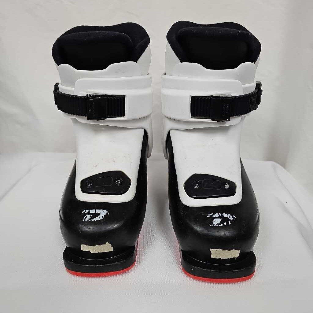 Dalbello CX1 Youth Ski Boots, Mondopoint 17.5