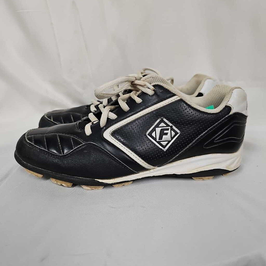 Franklin Baseball Cleats, Bbl/Sftb, Size: 5