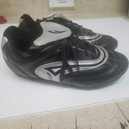Firenza Soccer Cleats, Size: 5.5