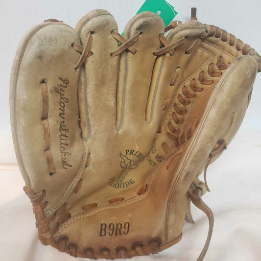 Bradlees B9R9 Pro Model Baseball Glove, LHT, Size: 10.5in.