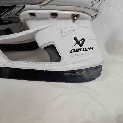 Bauer Vapor Hyperlite 2 Senior Hockey Skates, Size 9.5 Fit 1