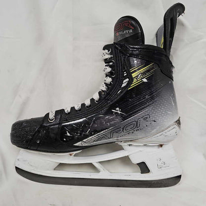 Bauer Vapor Hyperlite 2 Senior Hockey Skates, Size 9.5 Fit 1