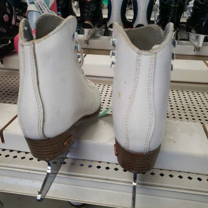 Riedell Stock 17 Youth Figure Skates, Size Y11