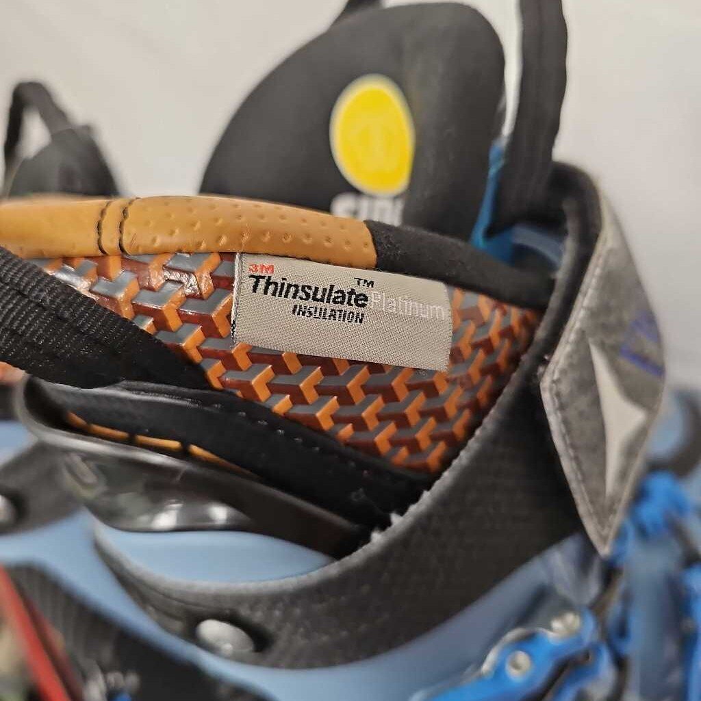 Atomic Waymaker Carbon 130 Ski Boots, Size 26.5