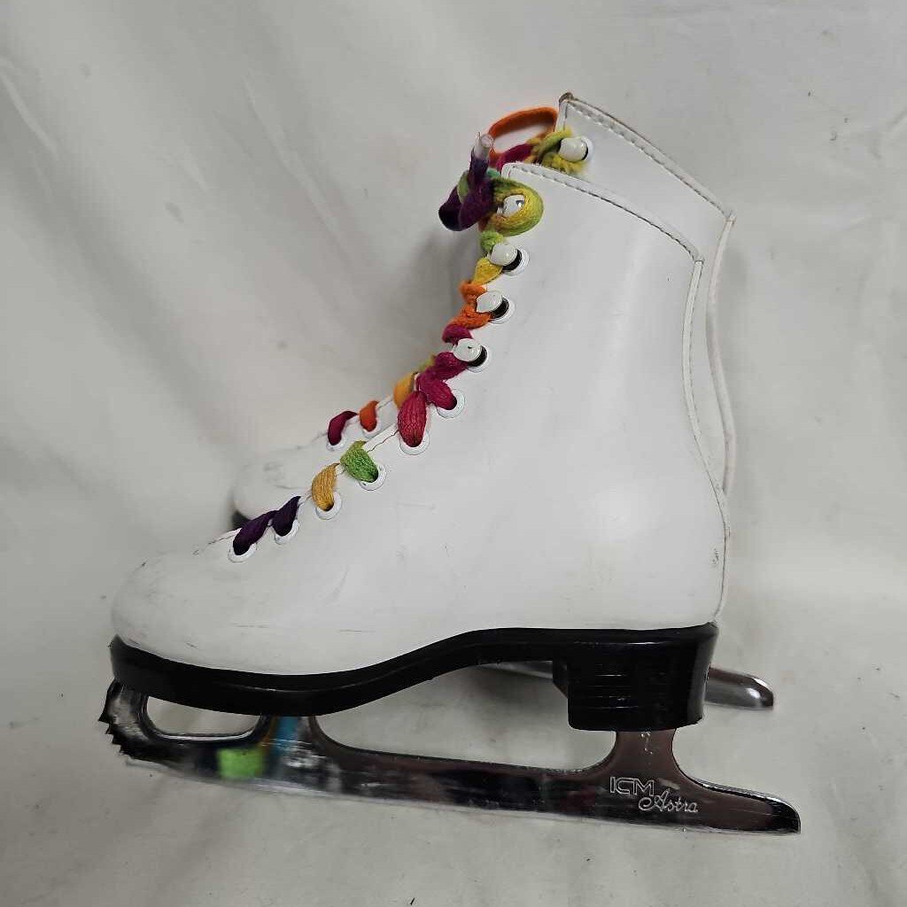 Bauer Youth Girl's Figure Skates, Size Y12