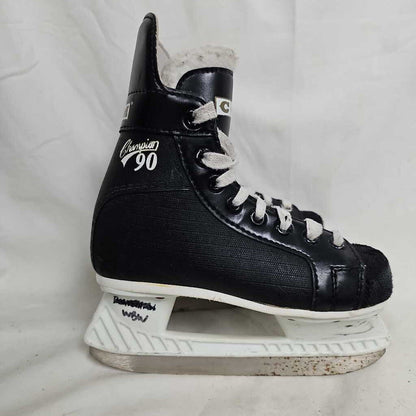 CCM Champion 90 Youth Hockey Skates, Size Y13