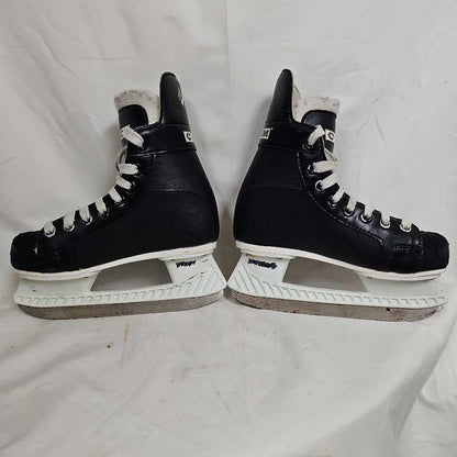 CCM Champion 90 Youth Hockey Skates, Size Y13