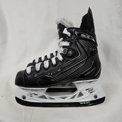 CCM Ribcor BKS Pump Junior Hockey Skates, Size 1.5