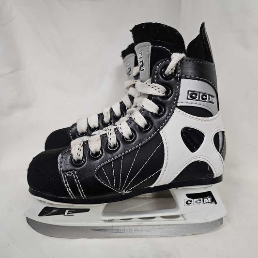 CCM 52 Youth Hockey Skates, Size Y12