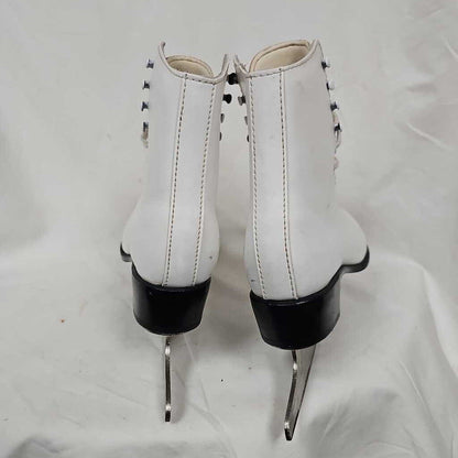 CCM Champion Deluxe Women's Figure Skates, Size 6