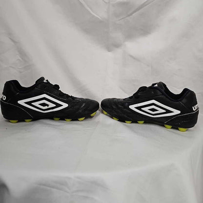 Umbro Classic Youth Soccer Cleats, Size Y11