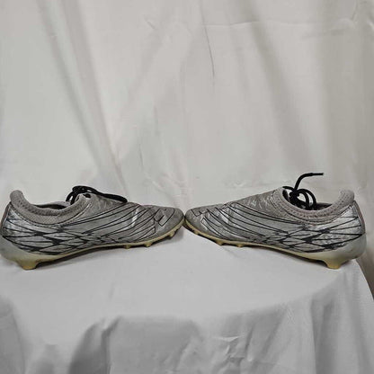 New Balance Furon Kid's Soccer Cleats, Size 5