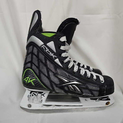 Reebok 4K Hockey Skates, Size 5.5