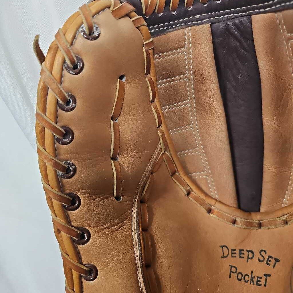 Stall & Dean Pro Model 1st Base Glove- RHT, 12"