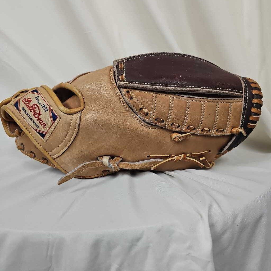 Stall & Dean Pro Model 1st Base Glove- RHT, 12"