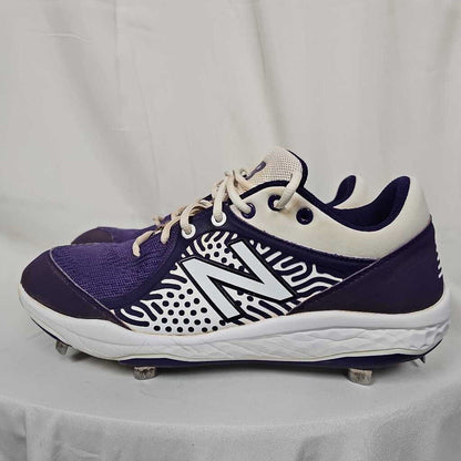 New Balance Metal Baseball Cleats, Size 11