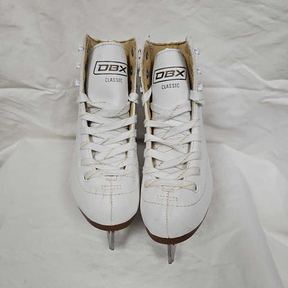 DBX Classic Youth Figure Skates, Size Y12