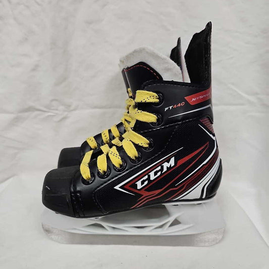 CCM Jetspeed FT440 Youth Hockey Skates, Size Y10