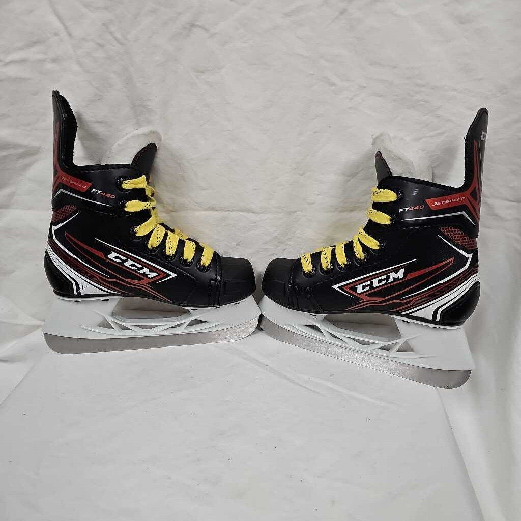 CCM Jetspeed FT440 Youth Hockey Skates, Size Y10