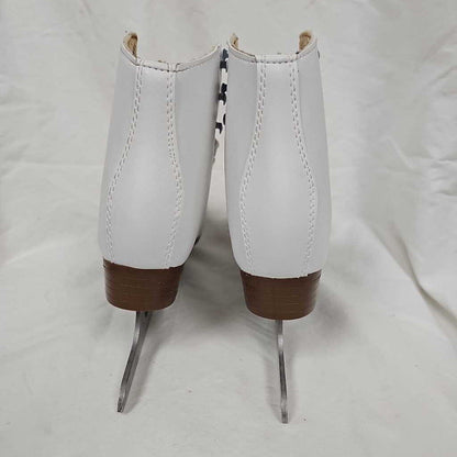 DBX Classic Girl's Figure Skates, Size 3