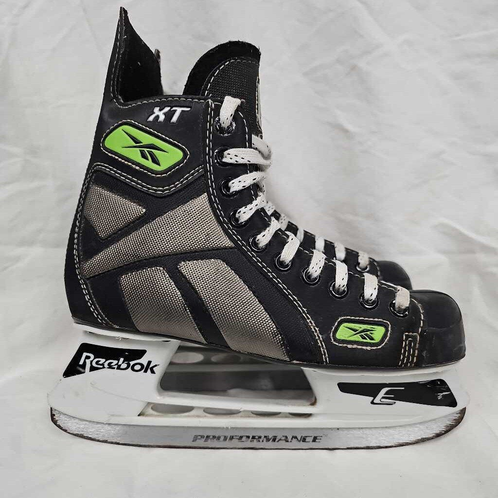 Reebok XT Hockey Skates, Size 5