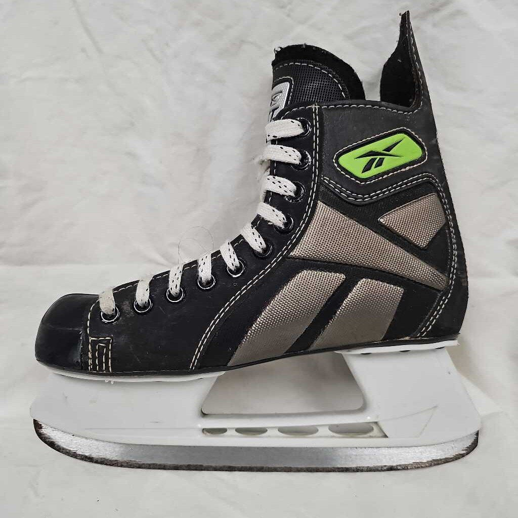 Reebok XT Hockey Skates, Size 5