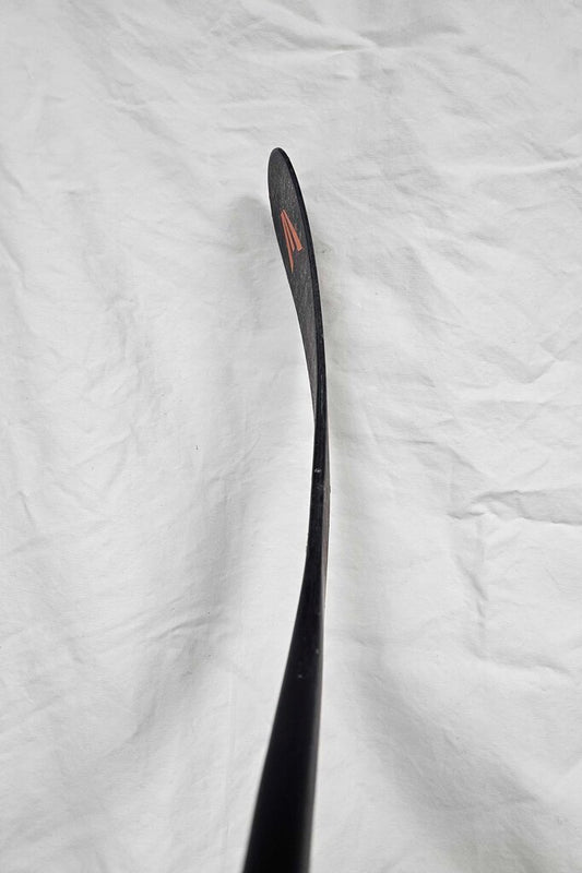 Easton Mako M1 Junior Hockey Stick - Right hand