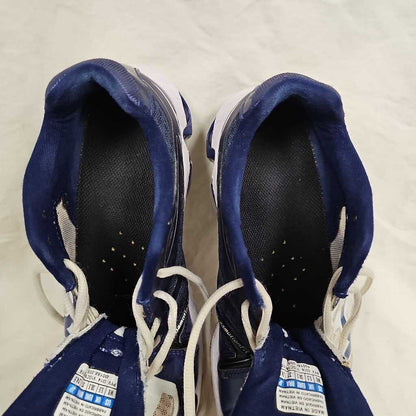 Mizuno RX3 Wave Lightening Volleyball Shoes, Size Women's 8