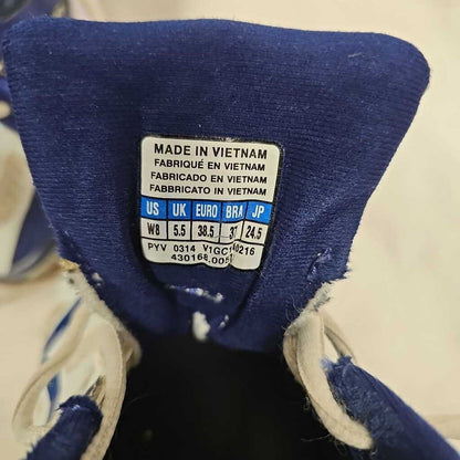 Mizuno RX3 Wave Lightening Volleyball Shoes, Size Women's 8