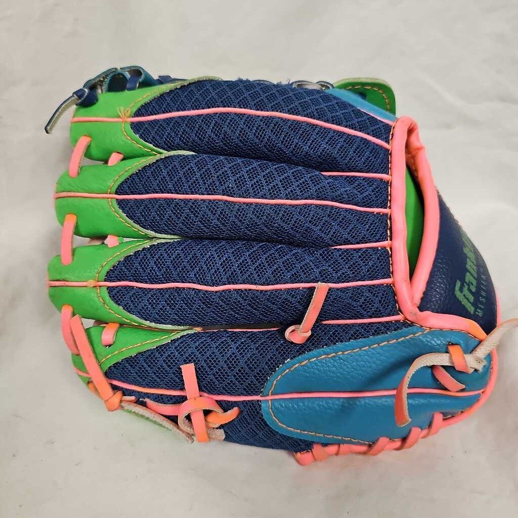Franklin MeshTek T-Ball Glove, 9.5"