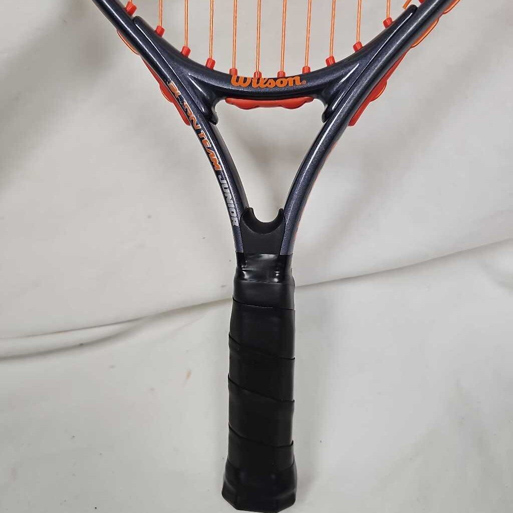 Wilson Burn Team 19 Junior Tennis Racket