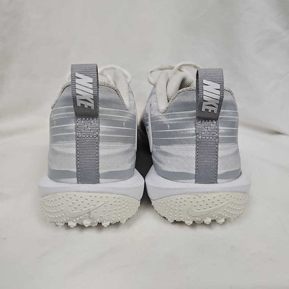 Nike Vapor Varsity Low Lacrosse Turf Cleats, Size 7