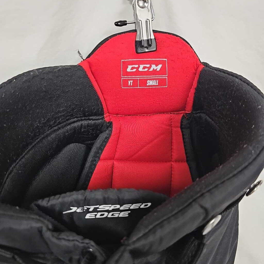 CCM Jetspeed Edge Youth Hockey Pants, Size Youth Small