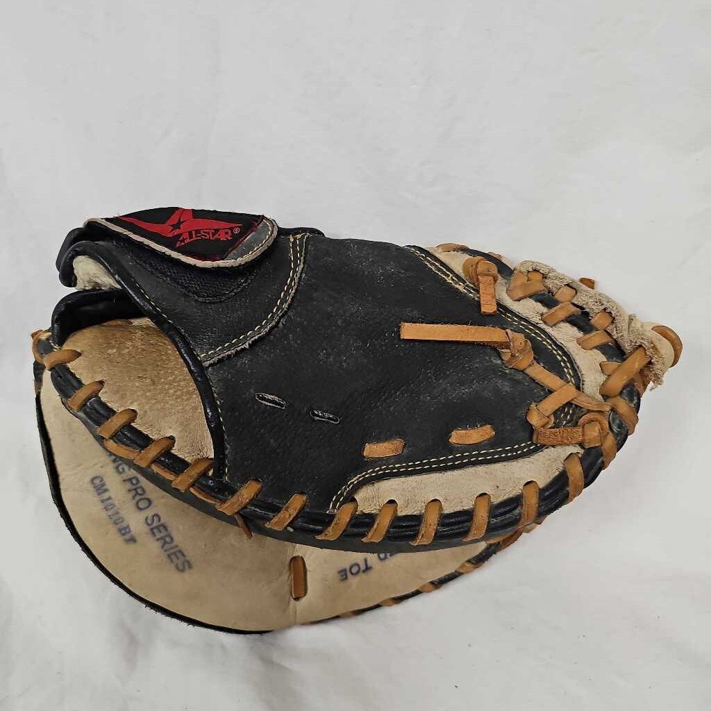 All-Star Young Pro Series Catchers Mitt, 31.5"