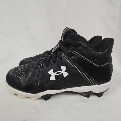 Under Armour Leadoff Youth Baseball Softball Cleats, Size Y13