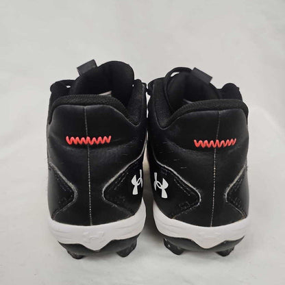 Under Armour Leadoff Youth Baseball Softball Cleats, Size Y13