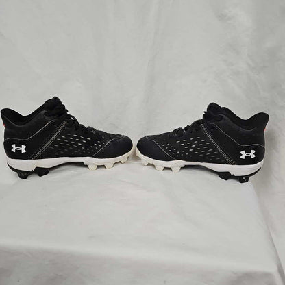 Under Armour Leadoff Youth Baseball Softball Cleats, Size Y13