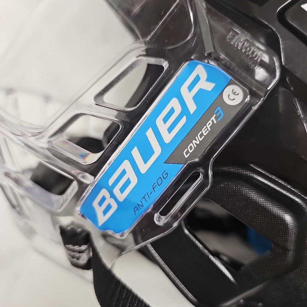 Bauer Prodigy Youth Hockey Helmet with Bauer Concept 3 Jr Shield