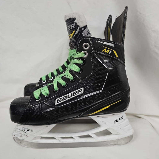 Bauer Supreme M1 Junior Hockey Skates, Size 3.5