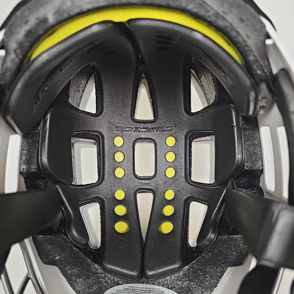 Cascade CS-R Youth Lacrosse Helmet