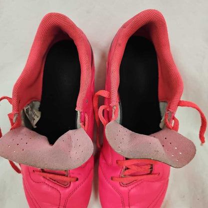 Nike Tiempo Soccer Cleats, Size 6