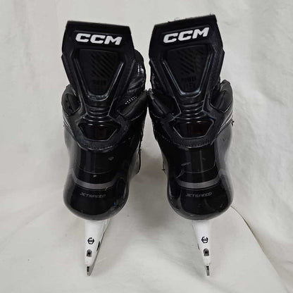 CCM Jetspeed FT690 Intermediate Hockey Skates, Size 5.5 Wide
