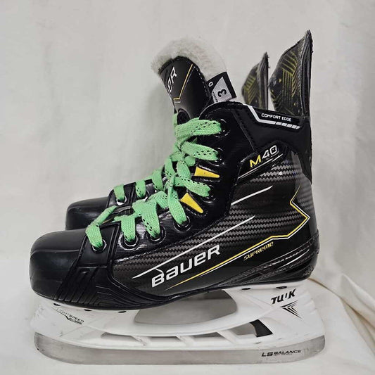 Bauer Supreme M40 Junior Hockey Skates, Size 3