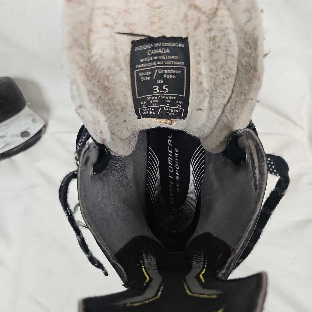CCM Jetspeed Maxx 2.0 Hockey Skates - Junior - 3.5 Regular